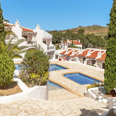 Сasa de vacaciones Welcs 215 Emp Con Piscina Comunitaria